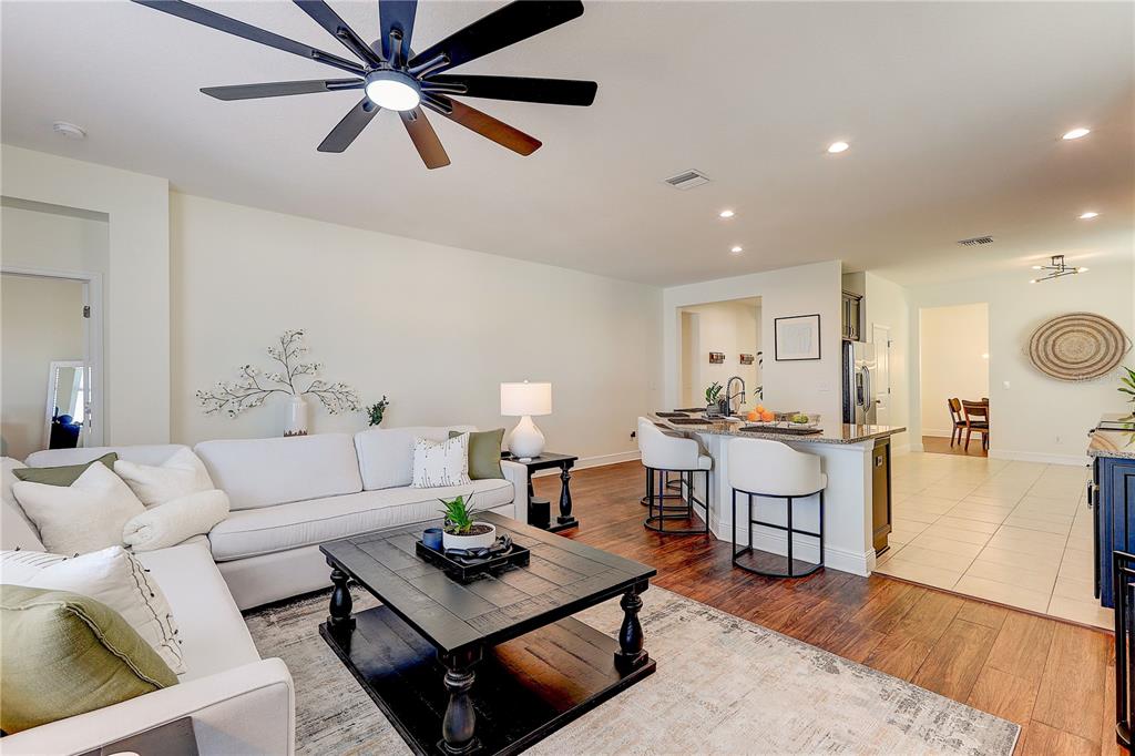 2410 Hawks Point Court Ruskin, FL 33570 - Photo 28 of 82