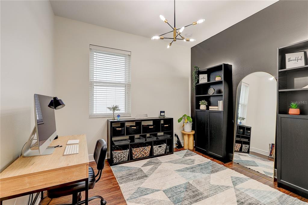 2410 Hawks Point Court Ruskin, FL 33570 - Photo 43 of 82