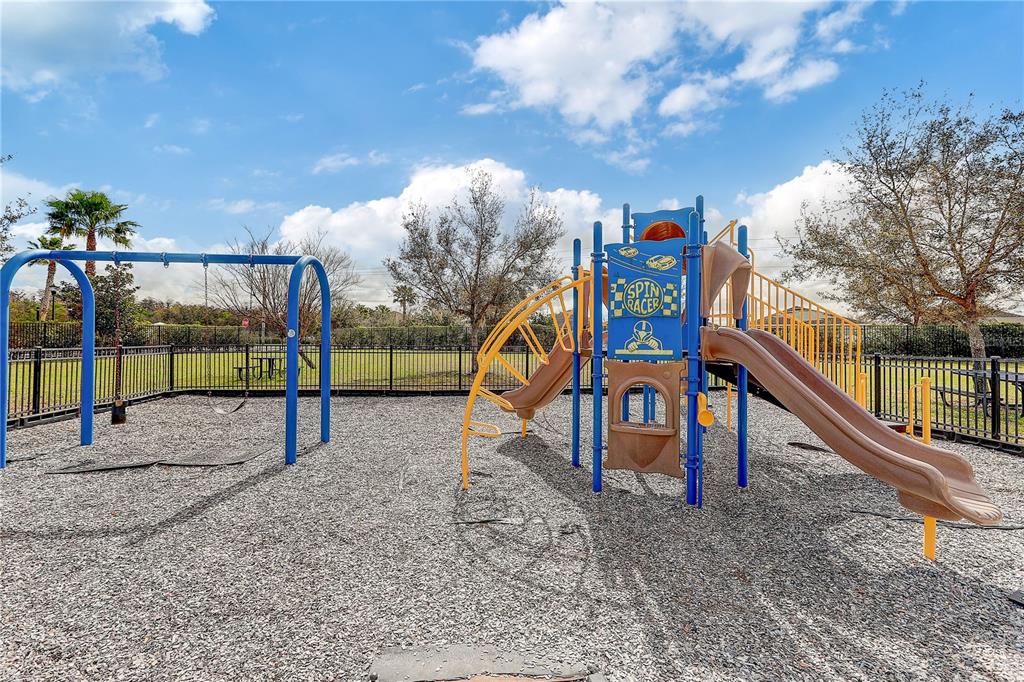 2410 Hawks Point Court Ruskin, FL 33570 - Photo 64 of 82