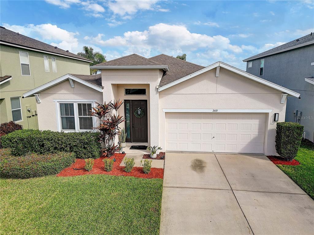 2410 Hawks Point Court Ruskin, FL 33570 - Photo 76 of 82