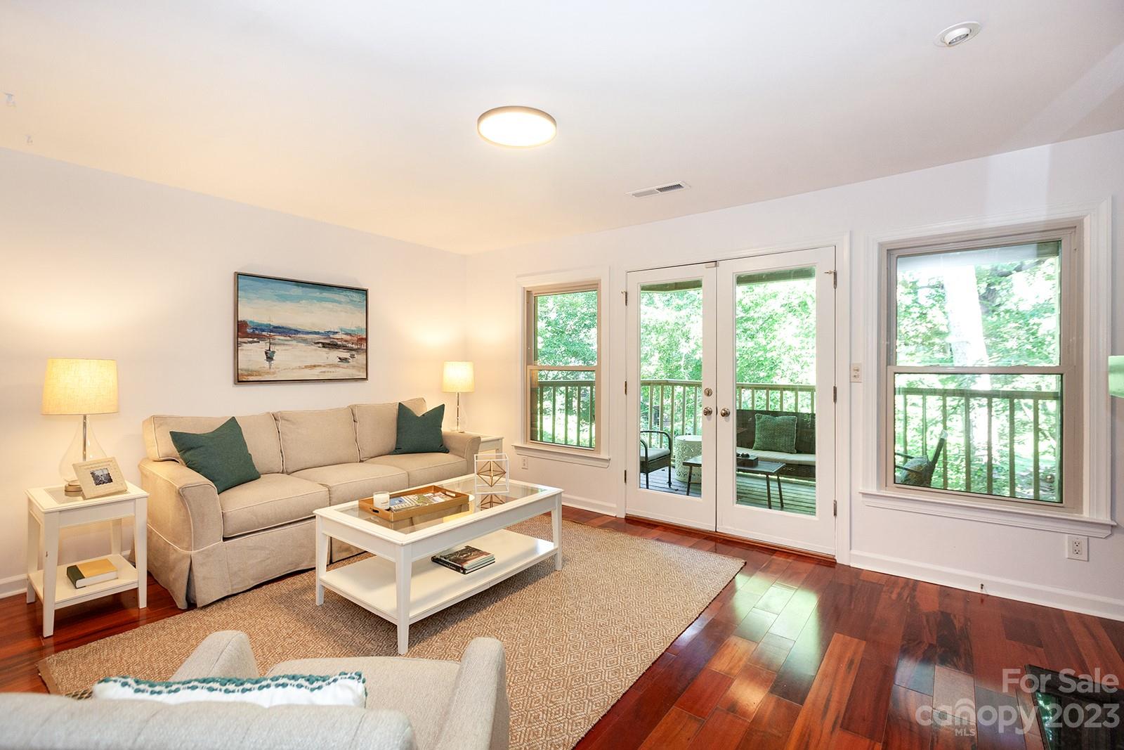 13820 Queens Harbor Road, Unit E Charlotte, NC 28278 - Photo 14 of 39 Gallery Image 14