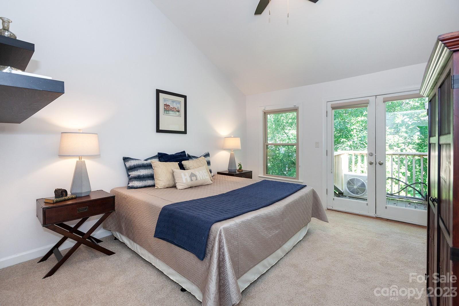 13820 Queens Harbor Road, Unit E Charlotte, NC 28278 - Photo 17 of 39 Gallery Image 17