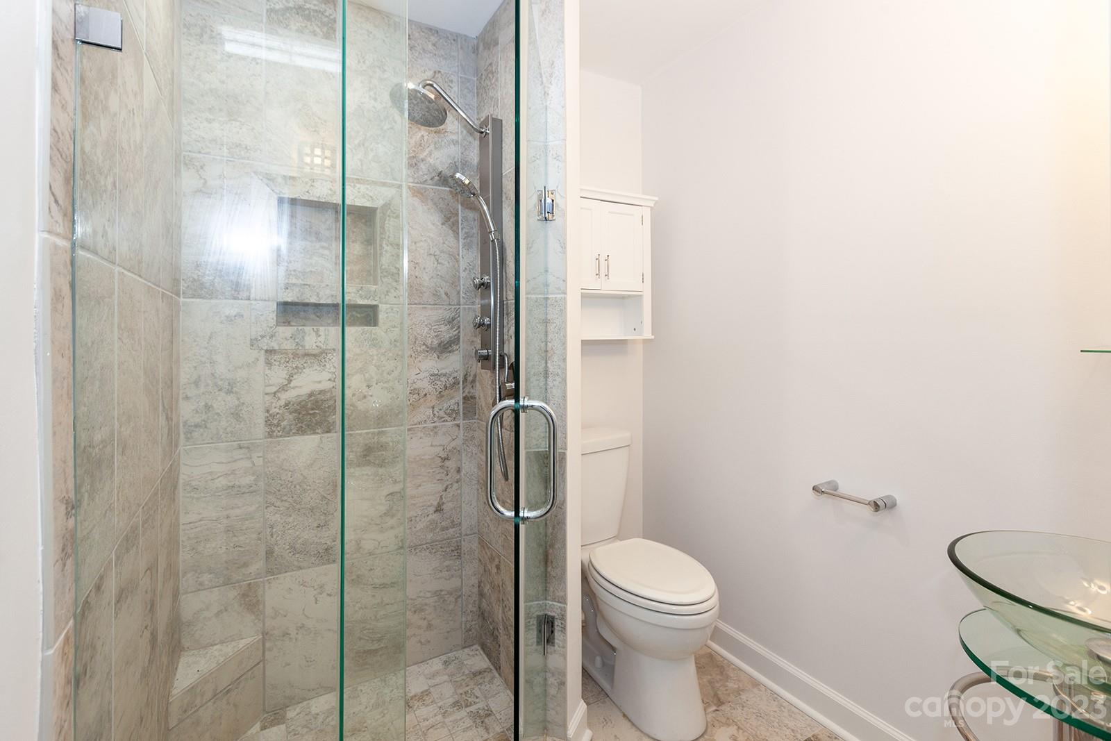13820 Queens Harbor Road, Unit E Charlotte, NC 28278 - Photo 28 of 39 Gallery Image 28