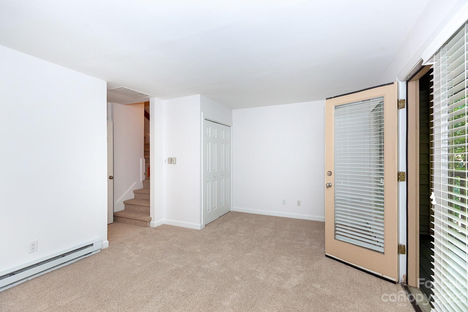 13820 Queens Harbor Road, Unit E Charlotte, NC 28278 - Photo 29 of 39 Gallery Image 29