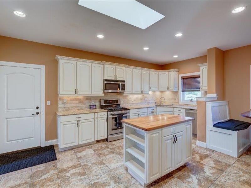 5433 Lacy Road Fitchburg, WI 53711 - Photo 11 of 26