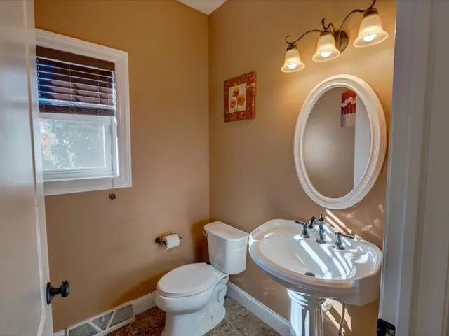 $670,000 | 5433 Lacy Road, Fitchburg, WI 53711