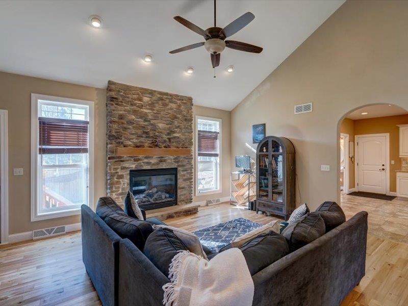 5433 Lacy Road Fitchburg, WI 53711 - Photo 7 of 26