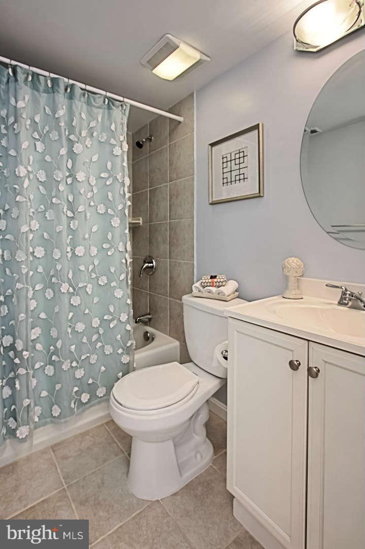 2114 Green Watch Way, Unit 200 Reston, VA 20191 - Photo 20 of 30 Bath