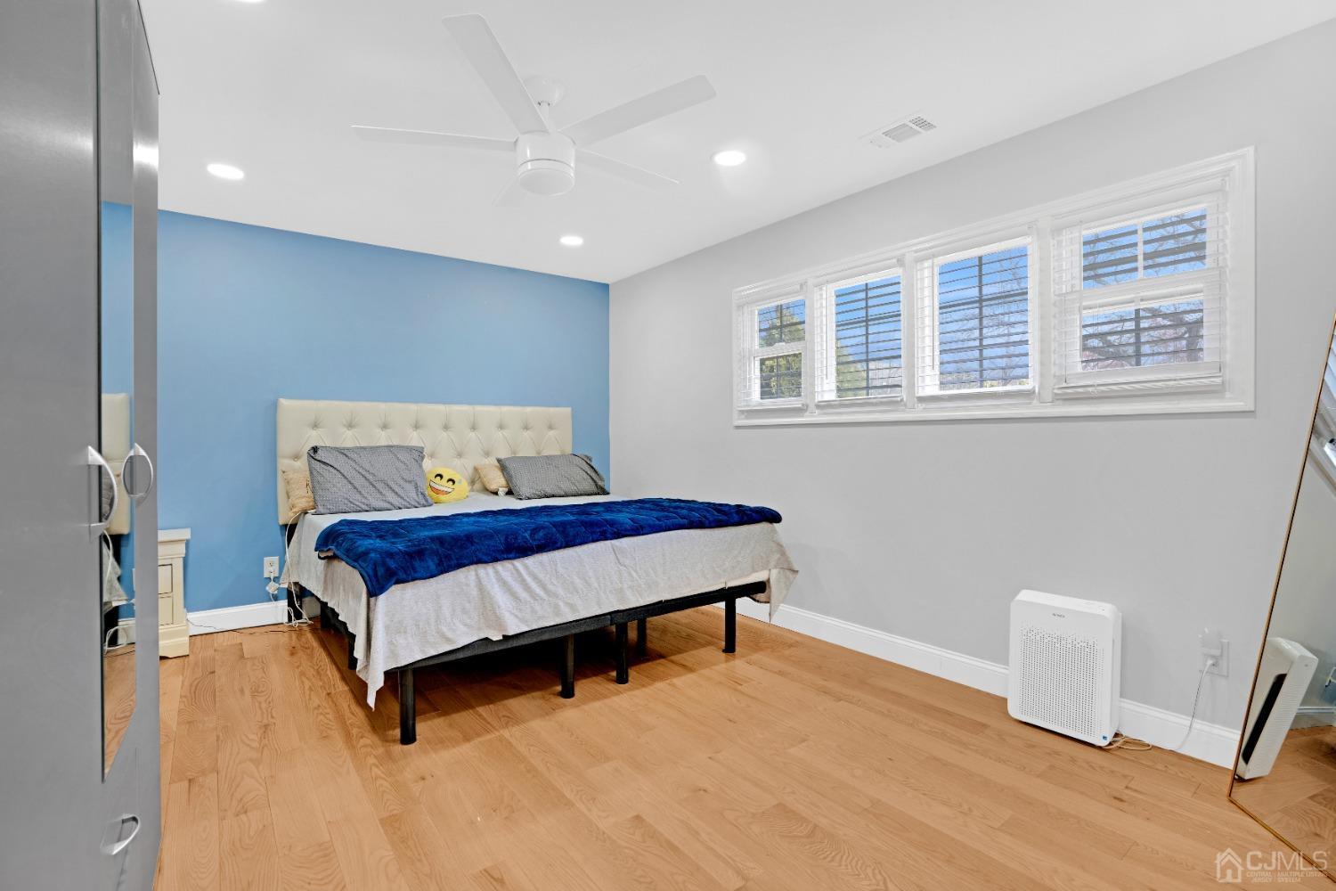 28 Baltic Street Edison, NJ 08820 - Photo 28 of 34 Gallery Image 28