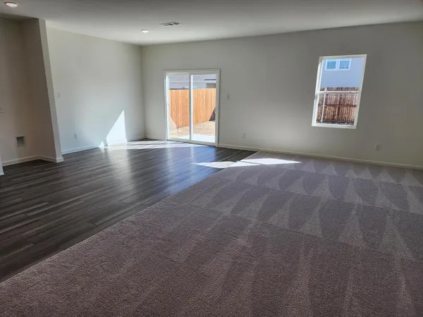 $2,100 | 10321 Rosegreen Lane, Fort Worth, TX 76036