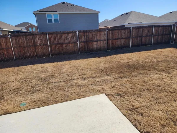 $2,100 | 10321 Rosegreen Lane, Fort Worth, TX 76036