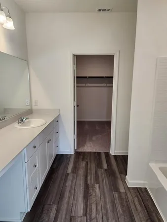 $2,100 | 10321 Rosegreen Lane, Fort Worth, TX 76036