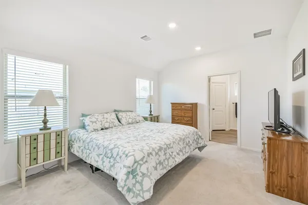 $269,900 | 2767 Sagedale Drive, Conroe, TX 77301