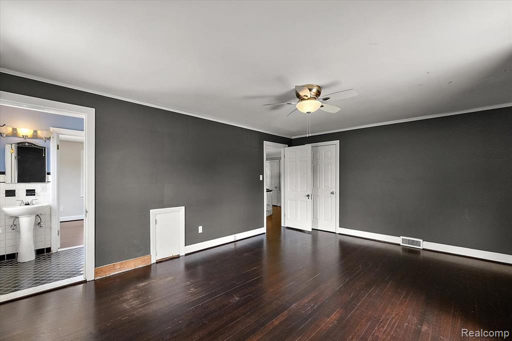 1051 Devonshire Road Grosse Pointe, MI 48230 - Photo 34 of 99