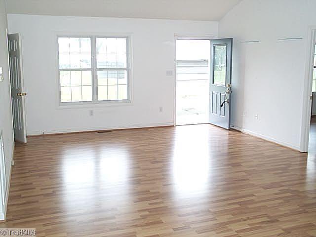 365 Midway School Road Lexington, NC 27295 - Photo 2 of 4 Living Room.
