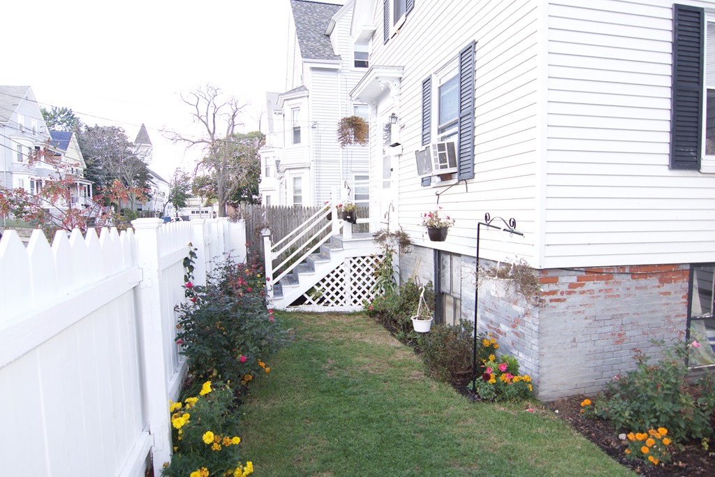 30 Webster Street Lynn, MA 01902 - Photo 4 of 23 Gallery Image 4