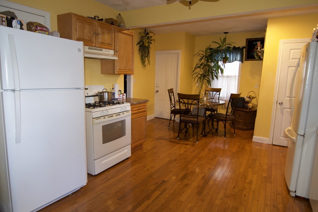 30 Webster Street Lynn, MA 01902 - Photo 7 of 23 Gallery Image 7