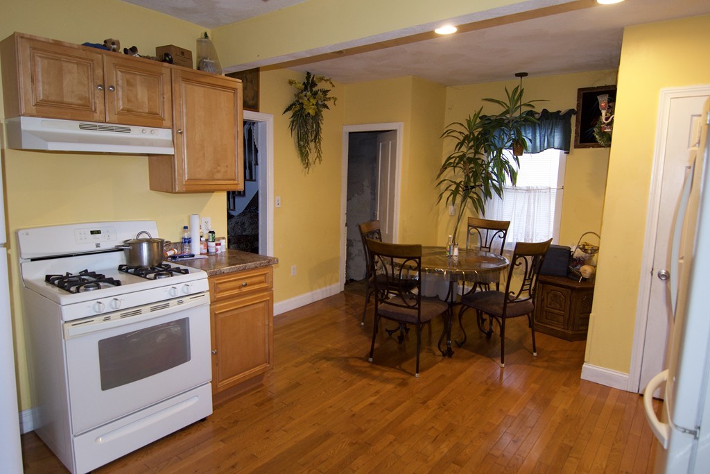 30 Webster Street Lynn, MA 01902 - Photo 10 of 23 Gallery Image 10