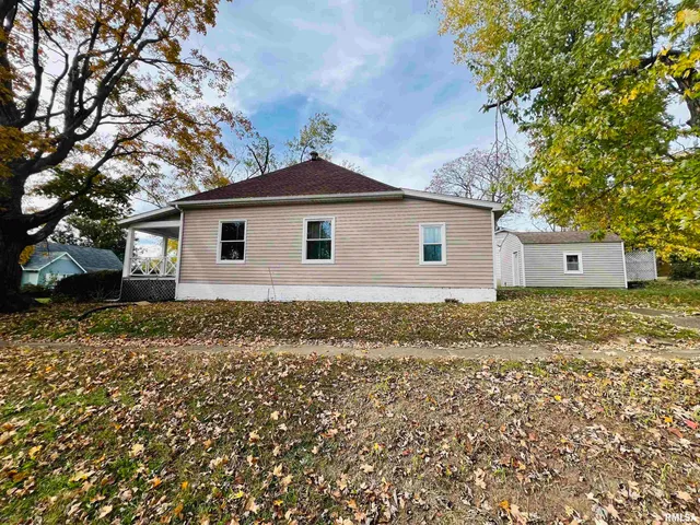 $92,500 | 1300 Lincoln Street, Eldorado, IL 62930