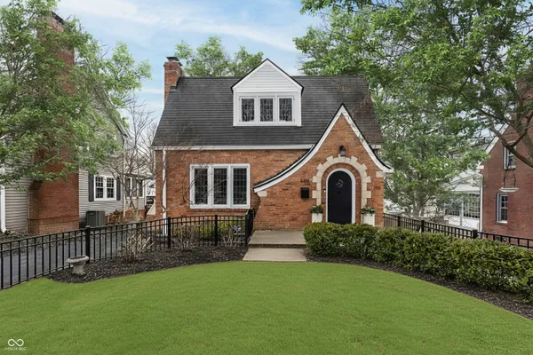 $575,000 | 5310 North Kenwood Avenue, Indianapolis, IN 46208