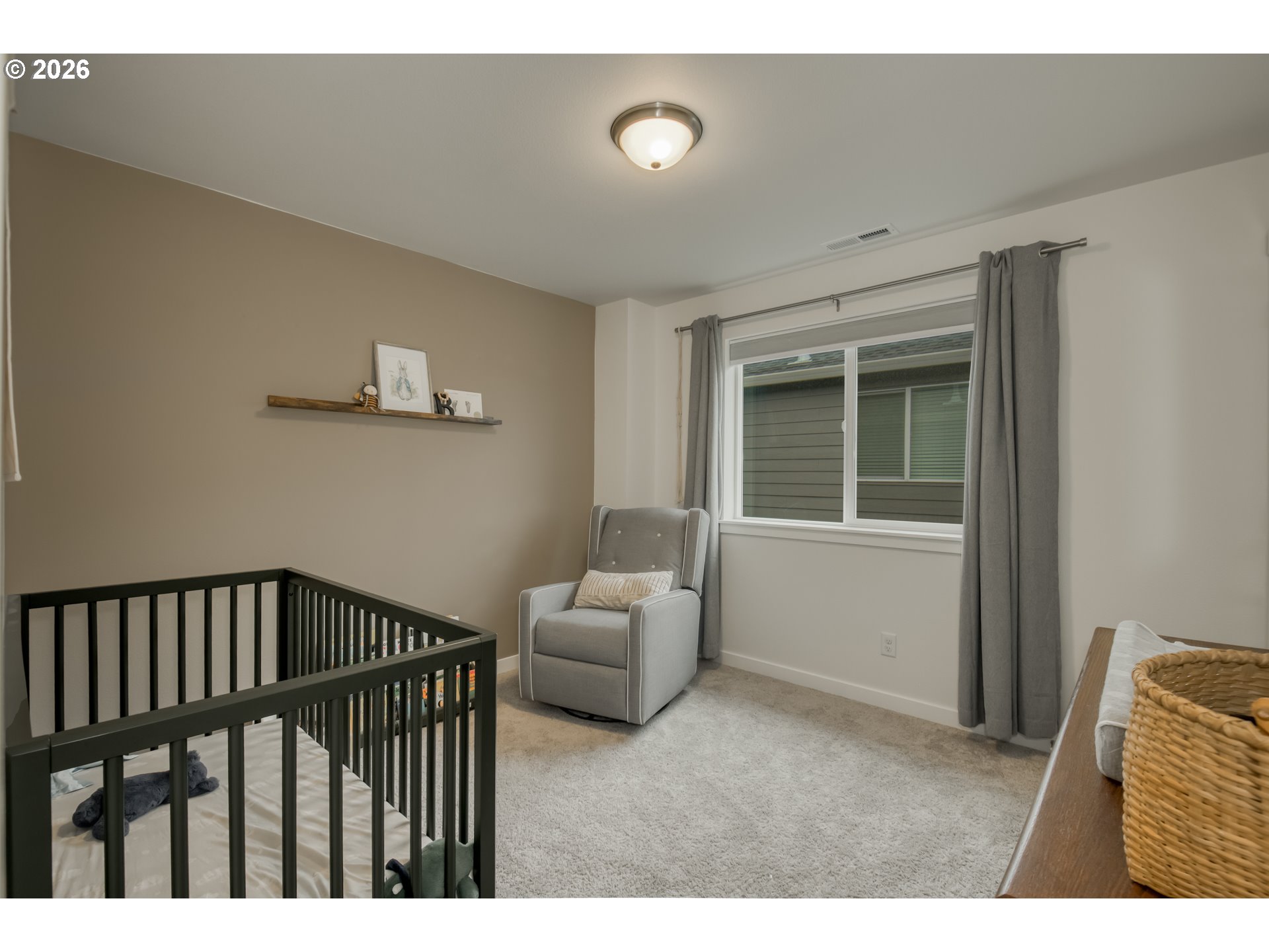1636 South Mike Drive Newberg, OR 97132 - Photo 12 of 22 Owner's Suite Bedroom