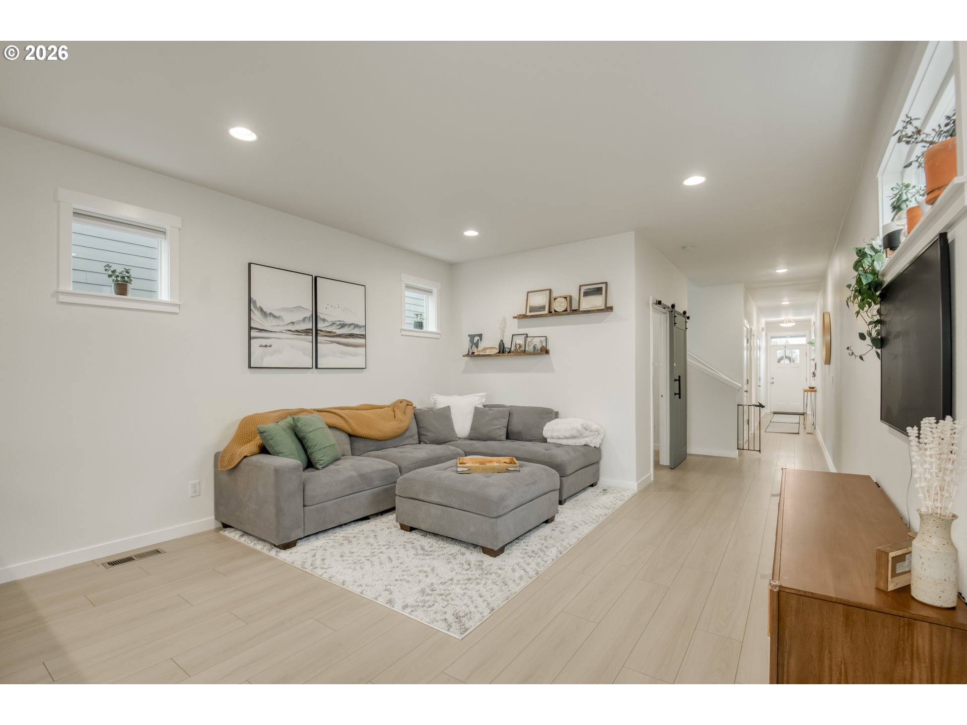 1636 South Mike Drive Newberg, OR 97132 - Photo 6 of 22 Kitchen/Dining Room