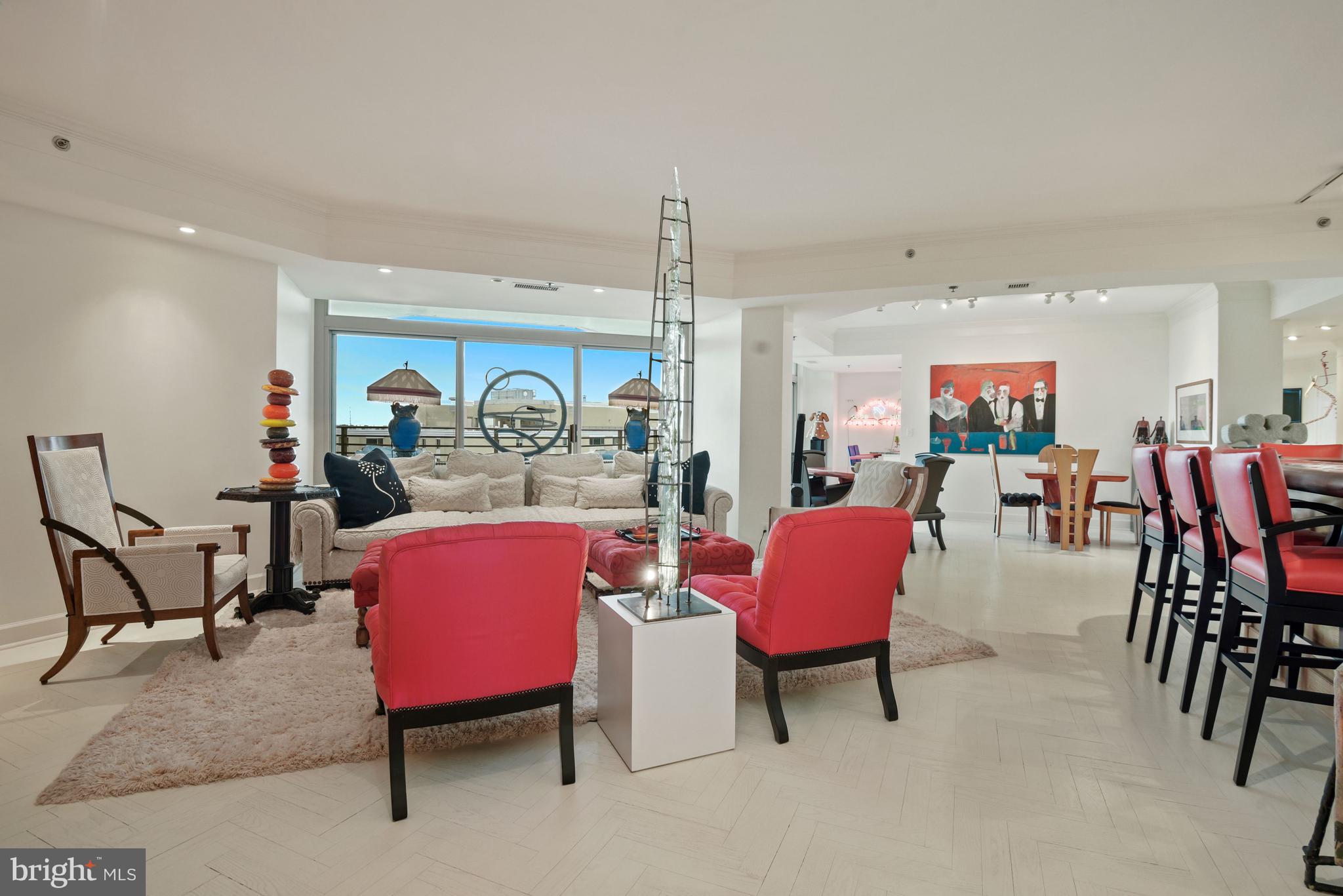 5610 Wisconsin Avenue, Unit PH18D, Chevy Chase, MD 20815 Compass