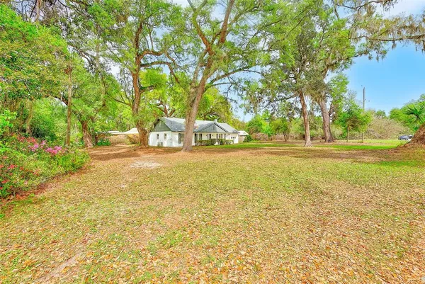 $425,000 | 1220 Vinewood Drive, Seffner, FL 33584