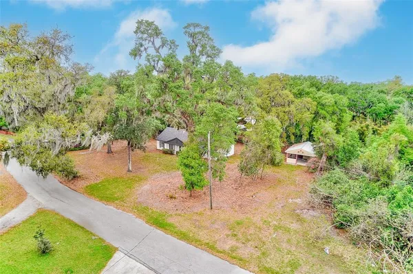 $425,000 | 1220 Vinewood Drive, Seffner, FL 33584