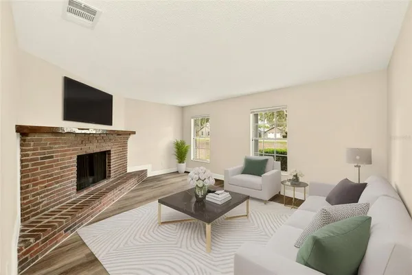 $425,000 | 1220 Vinewood Drive, Seffner, FL 33584