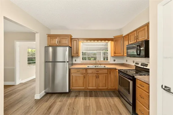 $425,000 | 1220 Vinewood Drive, Seffner, FL 33584