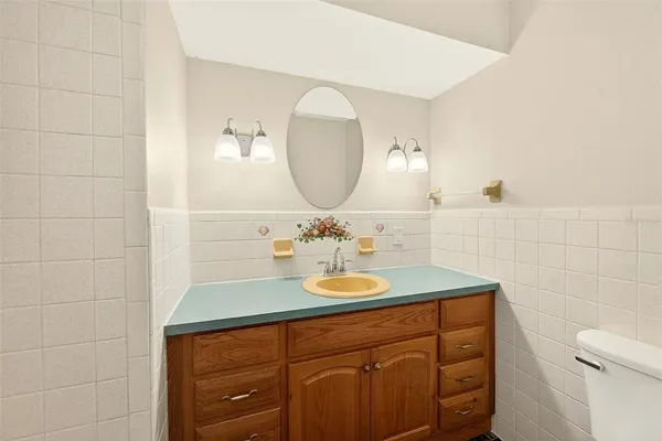 $425,000 | 1220 Vinewood Drive, Seffner, FL 33584