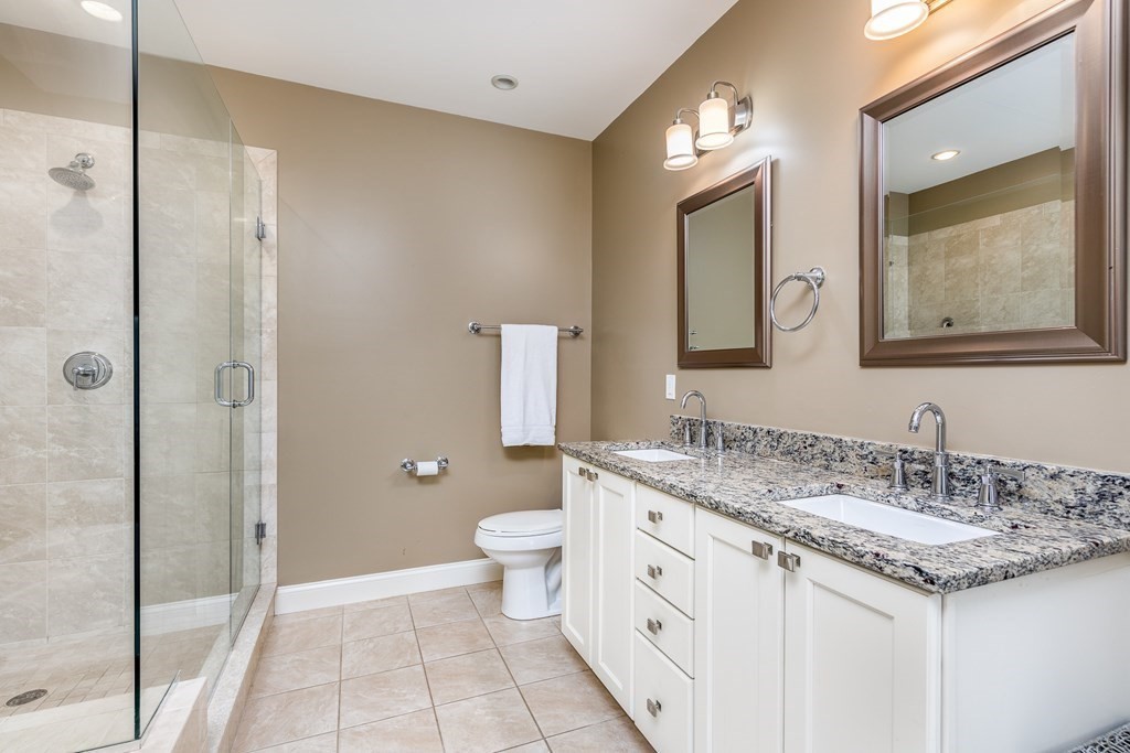 33 Intrepid Circle, Unit 208 Marblehead, MA 01945 - Photo 17 of 27