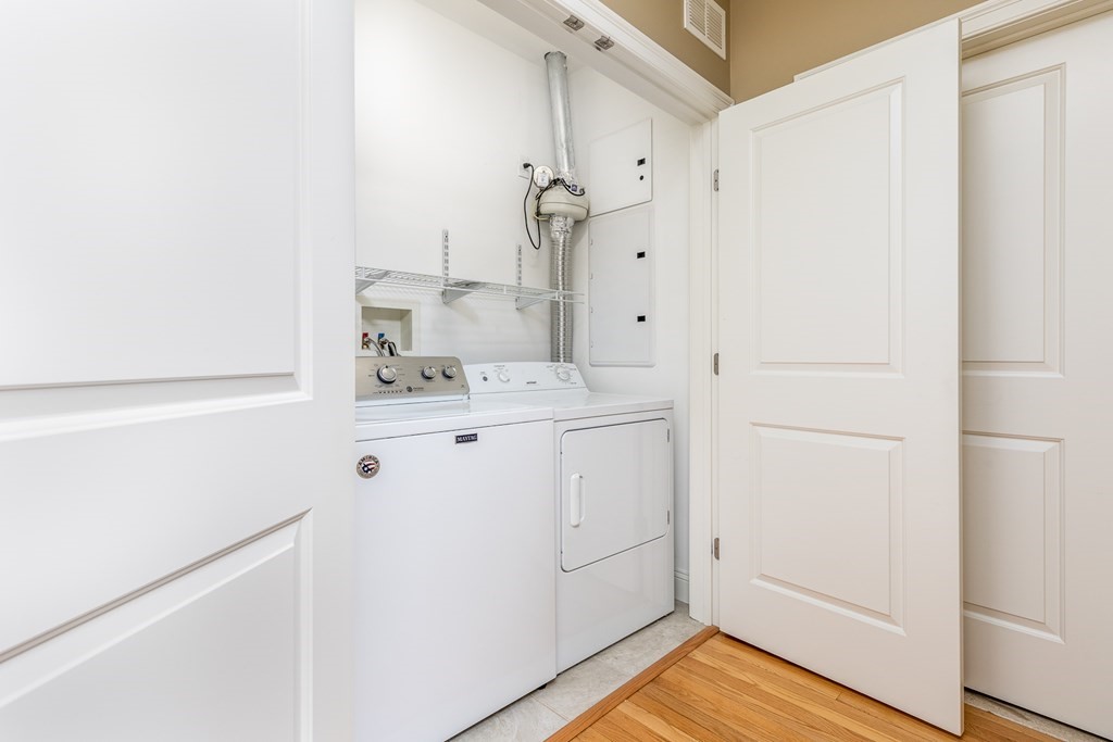 33 Intrepid Circle, Unit 208 Marblehead, MA 01945 - Photo 23 of 27