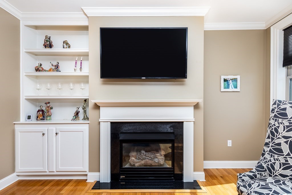 33 Intrepid Circle, Unit 208 Marblehead, MA 01945 - Photo 5 of 27