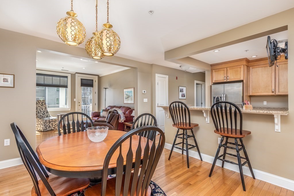 33 Intrepid Circle, Unit 208 Marblehead, MA 01945 - Photo 6 of 27