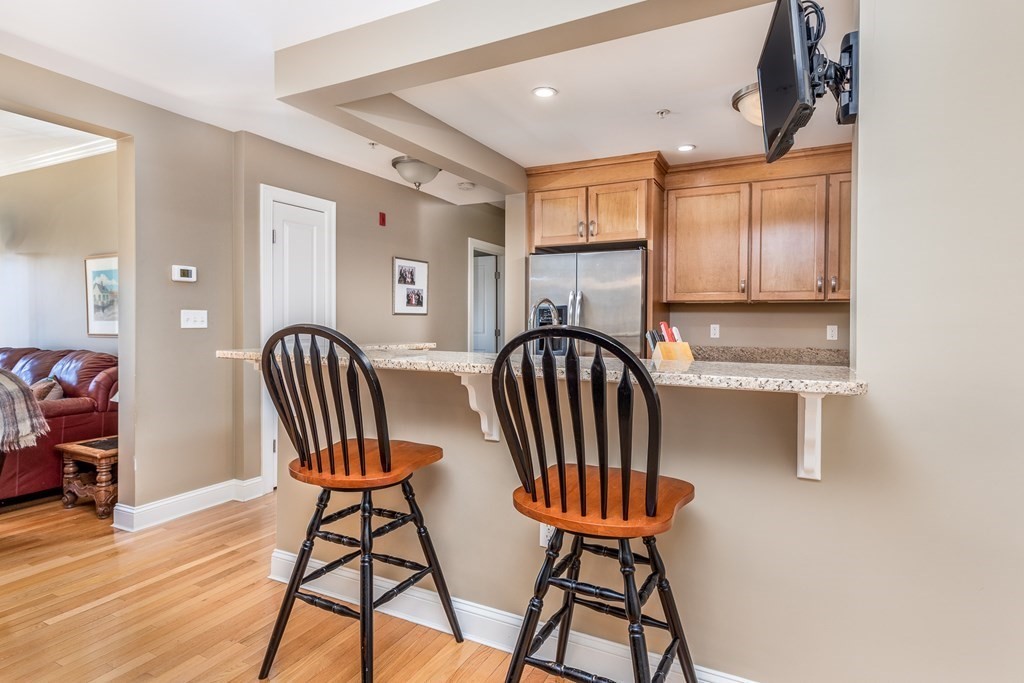 33 Intrepid Circle, Unit 208 Marblehead, MA 01945 - Photo 8 of 27