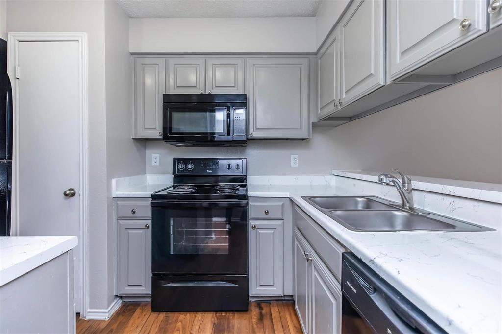 1826 Esters Road, Unit 2078 Irving, TX 75061 - Photo 16 of 37