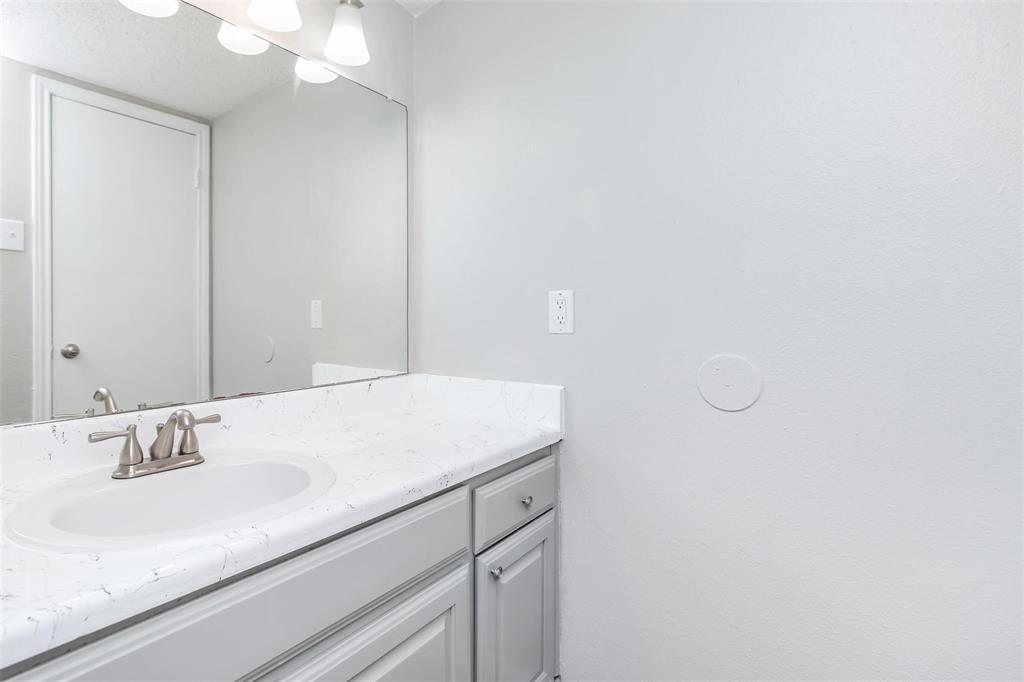 1826 Esters Road, Unit 2078 Irving, TX 75061 - Photo 27 of 37
