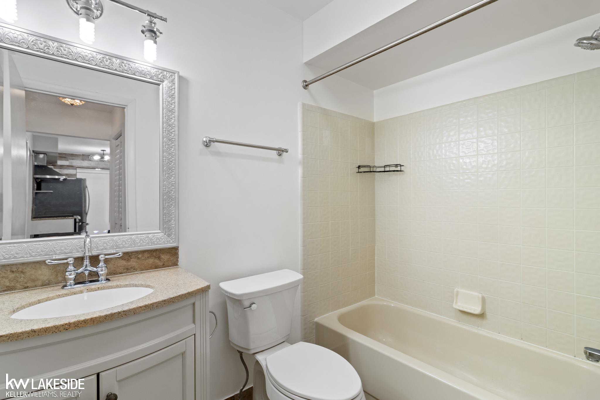 43244 Mound Road, Unit 108 Sterling Heights, MI 48314 - Photo 15 of 21