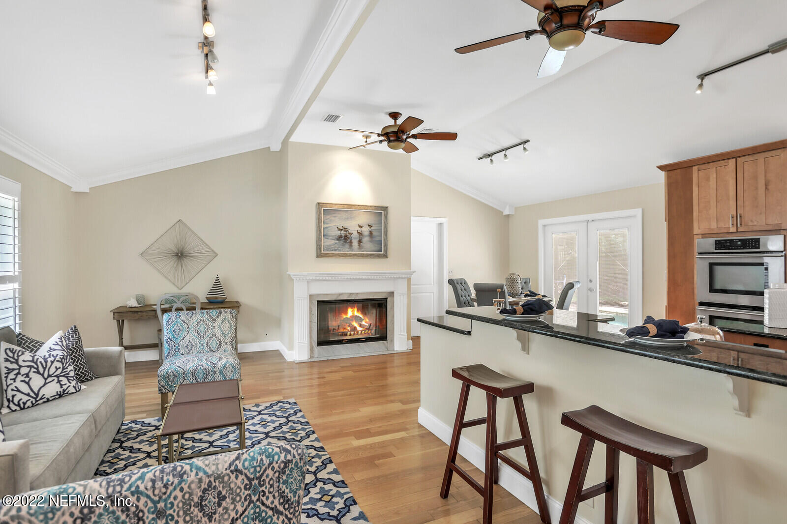 1907 Strickland Road Neptune Beach, FL 32266 - Photo 10 of 36 Living Room