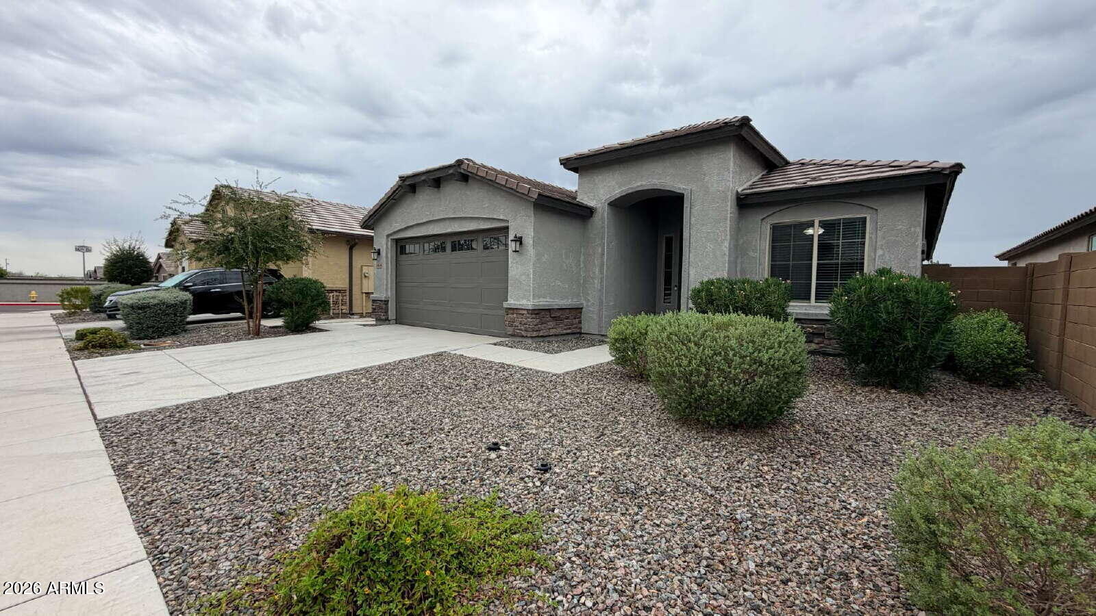 1614 West Corral Road Phoenix, AZ 85041 - Photo 1 of 20 large (1)