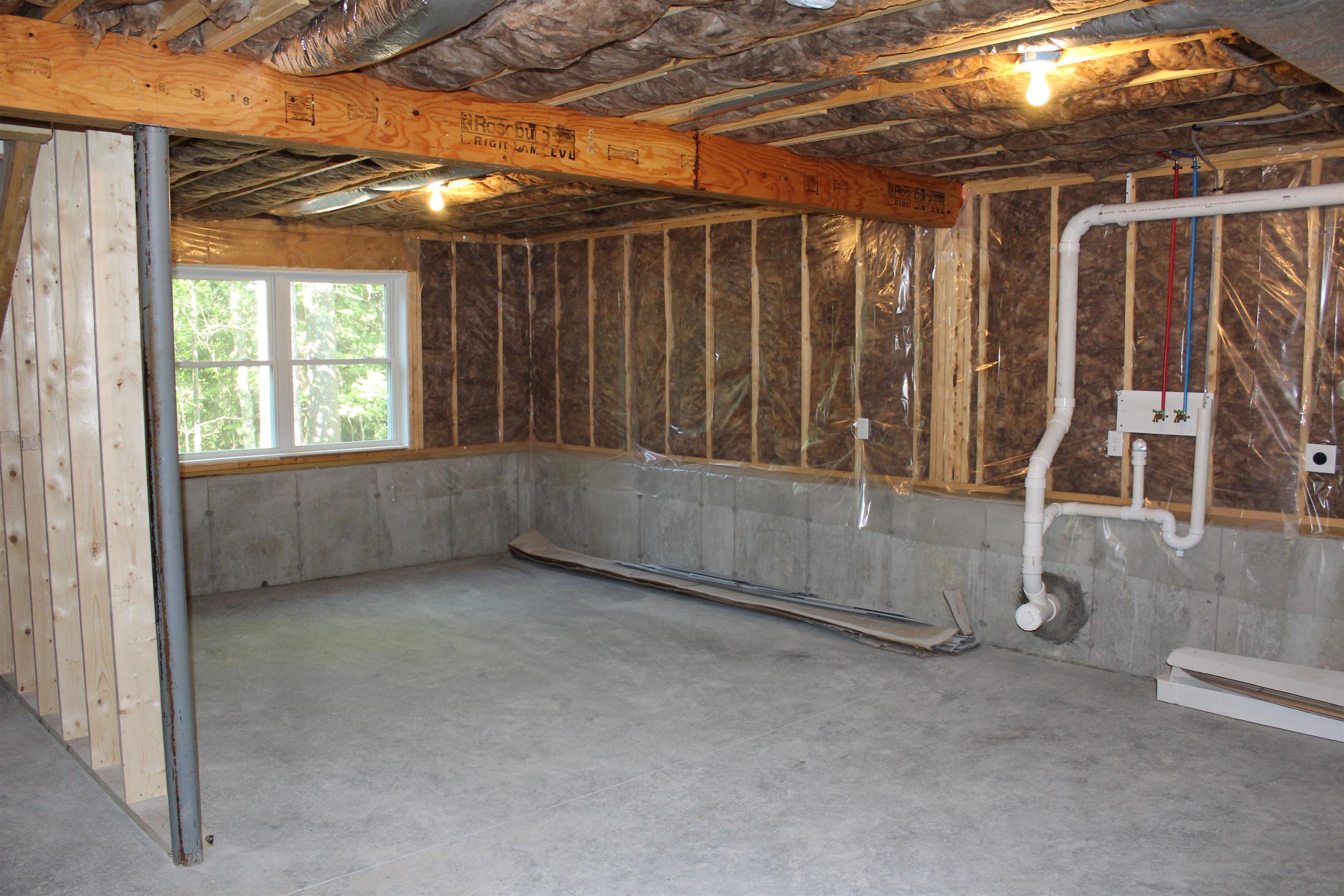 128 Lowell Street Rochester, NH 03867 - Photo 29 of 32