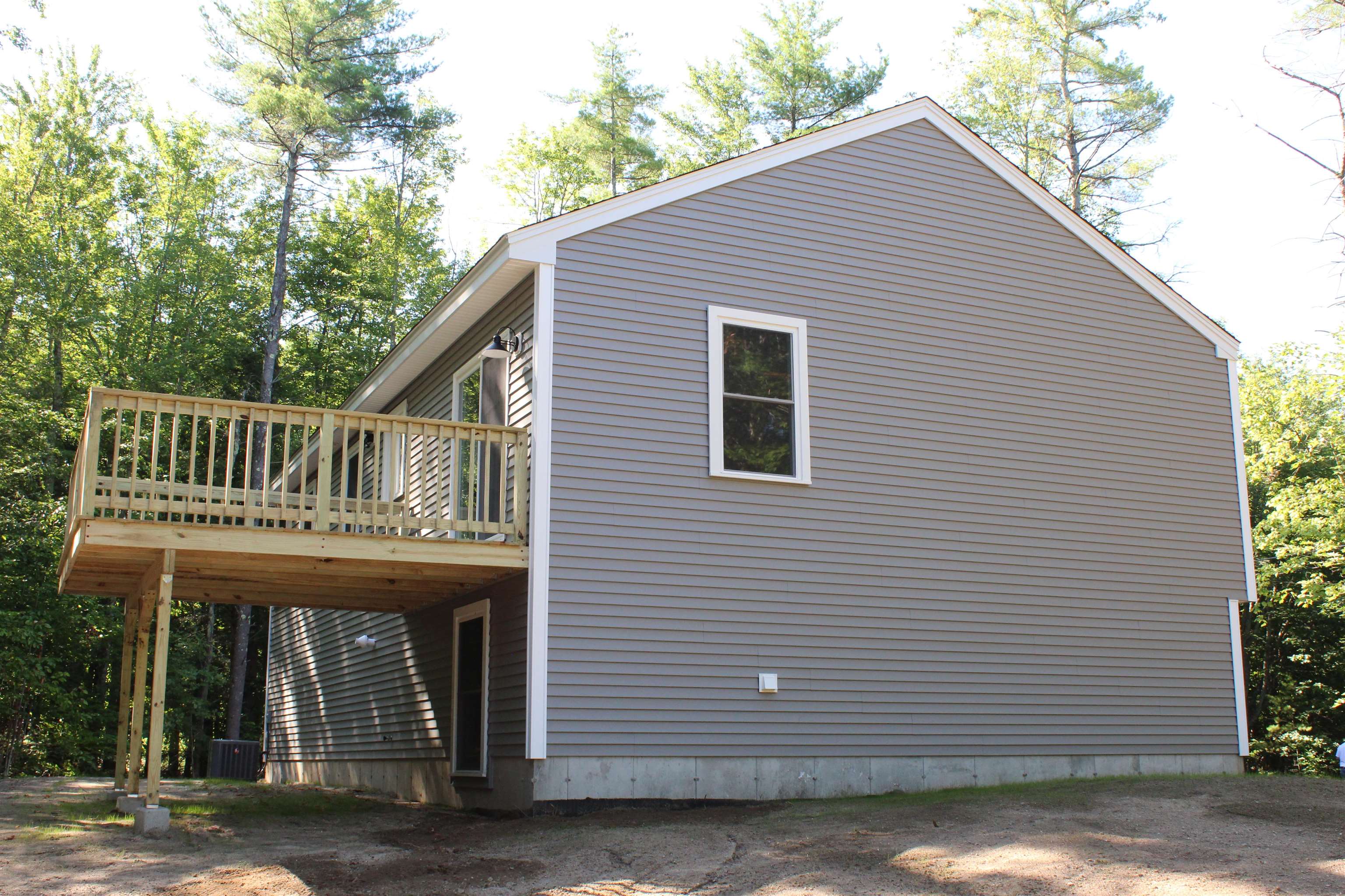 128 Lowell Street Rochester, NH 03867 - Photo 5 of 32