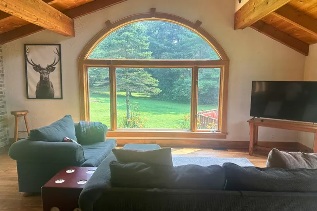 $1,900,000 | N3075 Hardscrabble Road, Palmyra, WI 53156