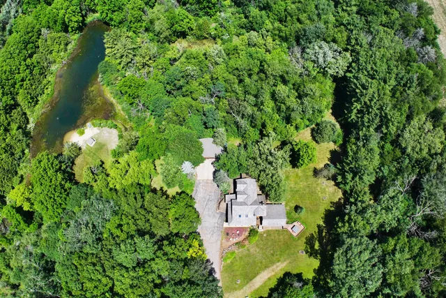 $1,900,000 | N3075 Hardscrabble Road, Palmyra, WI 53156