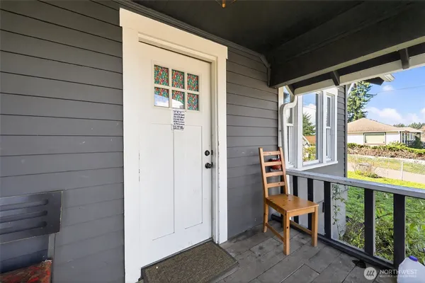 $299,950 | 705 East Dearborn Avenue, Shelton, WA 98584