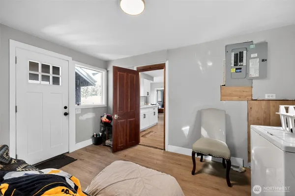 $299,950 | 705 East Dearborn Avenue, Shelton, WA 98584