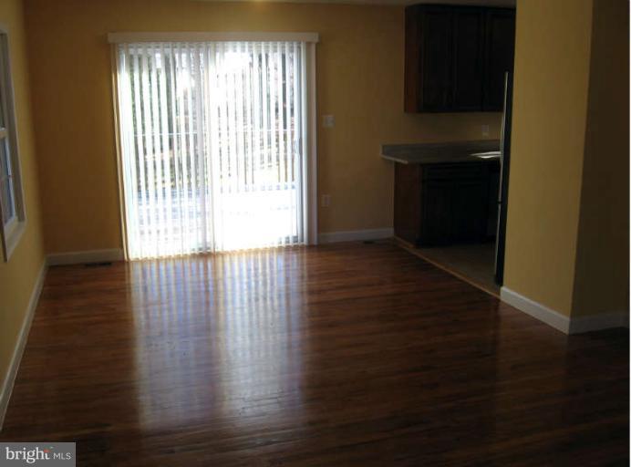 14739 Good Hope Road Silver Spring, MD 20905 - Photo 20 of 21 Dining Room
