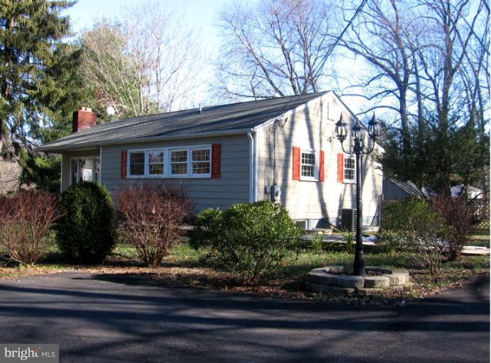 14739 Good Hope Road Silver Spring, MD 20905 - Photo 3 of 21 Exterior (Front)